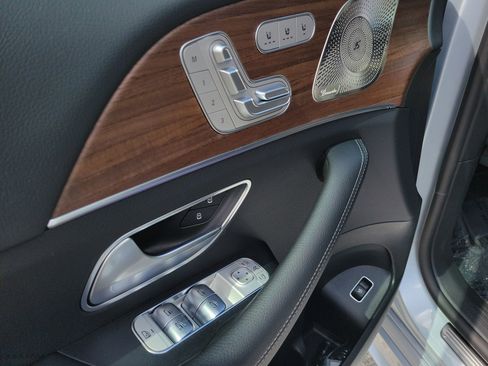 New 2026 Mercedes-Benz GLE 580 4MATIC image 21