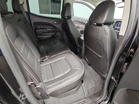 Used 2022 GMC Canyon Denali w/ Denali Black Edition Package AWD/4WD image 38