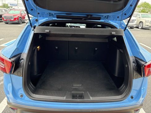 Used 2024 Chevrolet Trax RS w/ Sunroof Package image 39