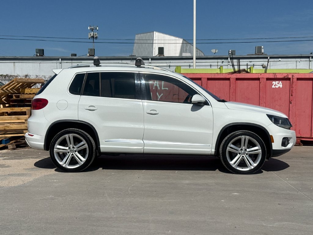 Used 2016 Volkswagen Tiguan R-Line FWD image 7