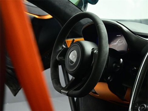 Used 2017 McLaren 570S Coupe image 14