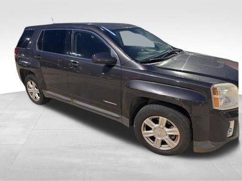 Used 2015 GMC Terrain SLE image 3