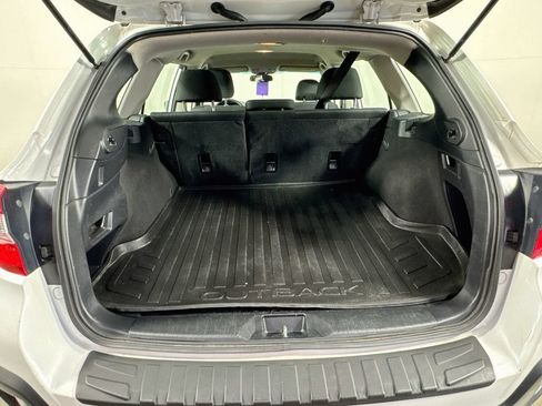 Used 2018 Subaru Outback 2.5i AWD/4WD image 29