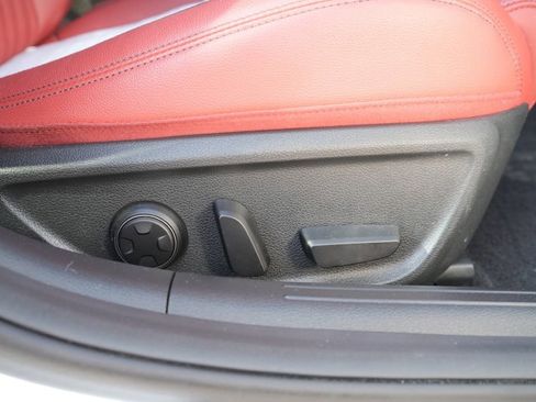 Used 2023 Genesis G70 2.0T w/ Sport Prestige Package image 14