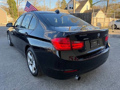 Used 2013 BMW 320i xDrive 320i xDrive AWD 4dr Sedan image 6