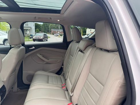 Used 2015 Ford Escape Titanium AWD/4WD image 29