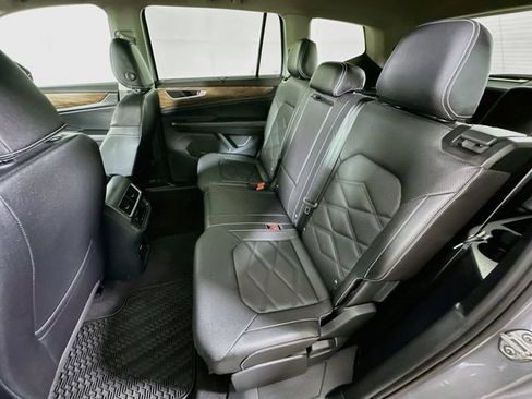 Certified 2026 Volkswagen Atlas SE w/ Panoramic Sunroof Package AWD/4WD image 25