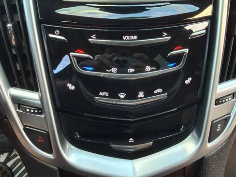 Used 2015 Cadillac SRX Luxury w/ Driver Awareness Package AWD/4WD image 44