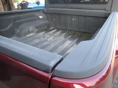 Used 2021 Jeep Gladiator Sport AWD/4WD image 12