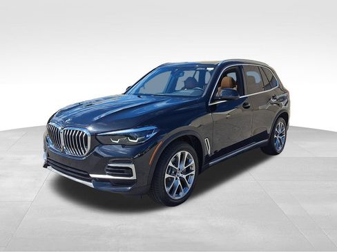 Used 2022 BMW X5 xDrive40i w/ Climate Comfort Package AWD/4WD image 3