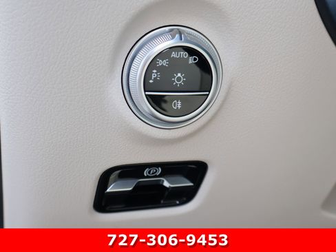 Certified 2023 Mercedes-Benz C 300 4MATIC Sedan image 23