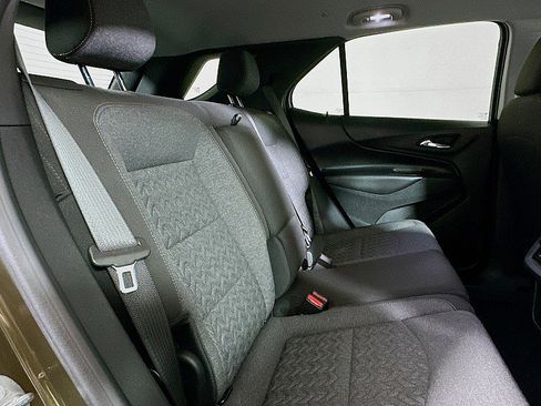 Used 2023 Chevrolet Equinox LT FWD image 26