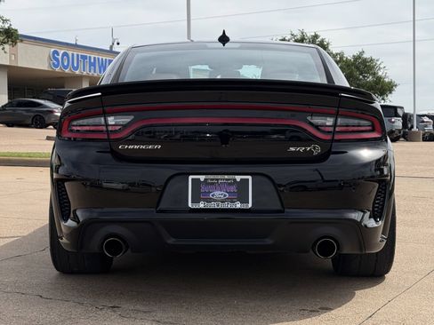 Used 2023 Dodge Charger SRT Hellcat w/ Harman/Kardon Audio Group image 5