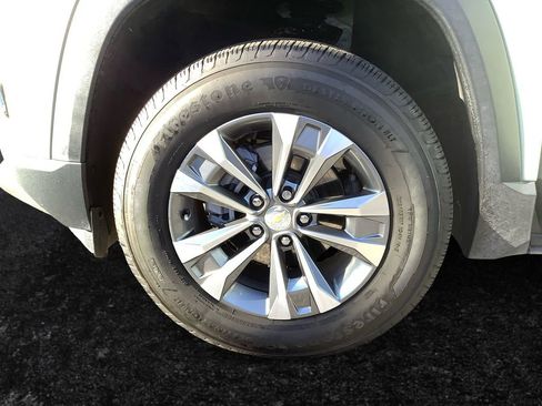 Used 2025 Chevrolet Equinox LT w/ Convenience Package II image 25