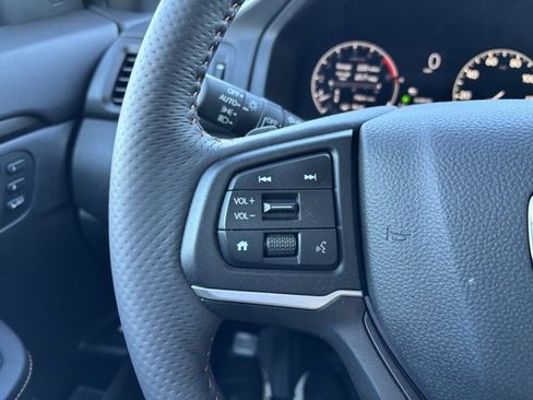 Certified 2025 Honda Ridgeline TrailSport image 14