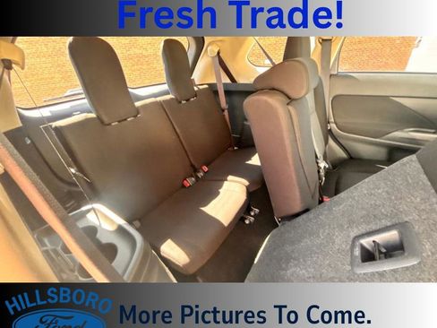 Used 2016 Mitsubishi Outlander SE image 5