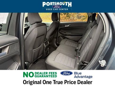 Certified 2022 Ford Edge SE image 5