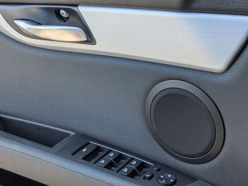 Used 2013 BMW Z4 sDrive28i RWD image 2