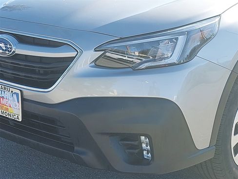 Used 2020 Subaru Outback Premium image 31