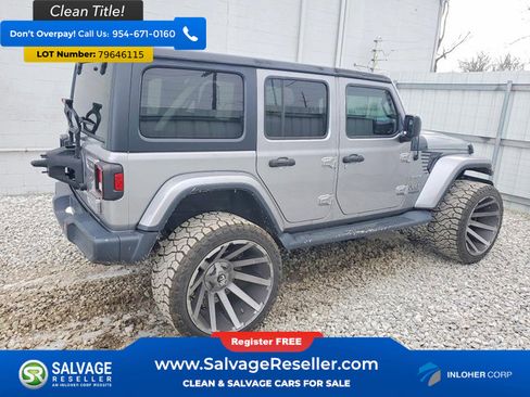 Used 2019 Jeep Wrangler Unlimited Sahara AWD/4WD image 4