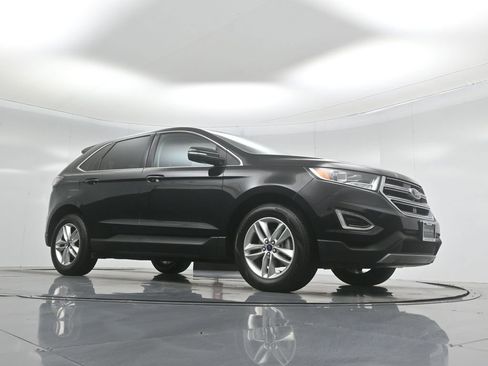 Used 2016 Ford Edge SEL image 3