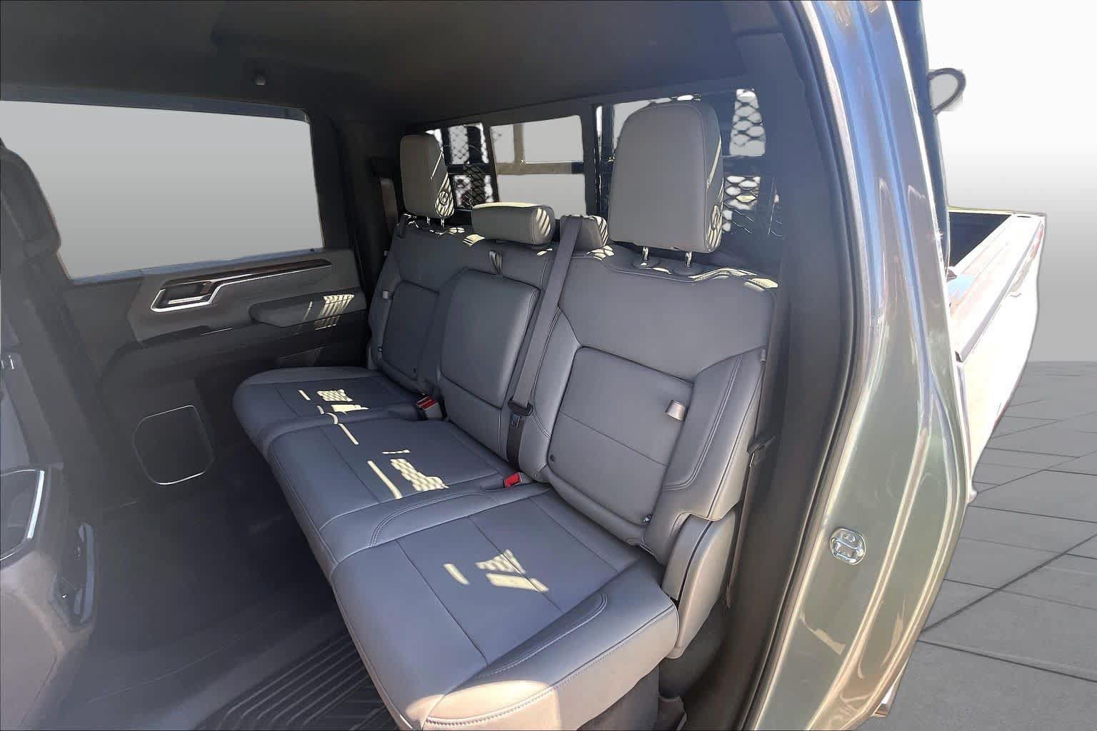 Used 2025 Chevrolet Silverado 3500 LT w/ Texas Edition AWD/4WD image 21