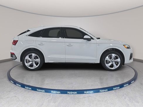 Used 2023 Audi Q5 2.0T Premium w/ Convenience Package image 5