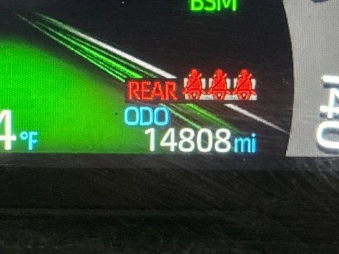 Used 2025 Toyota RAV4 XLE Premium FWD image 22