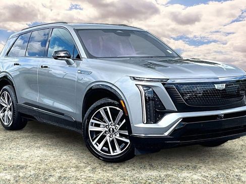 Certified 2026 Cadillac Vistiq Sport w/ LPO, Floor Liner Package AWD/4WD image 1