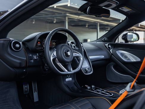Used 2026 McLaren GTS RWD image 30