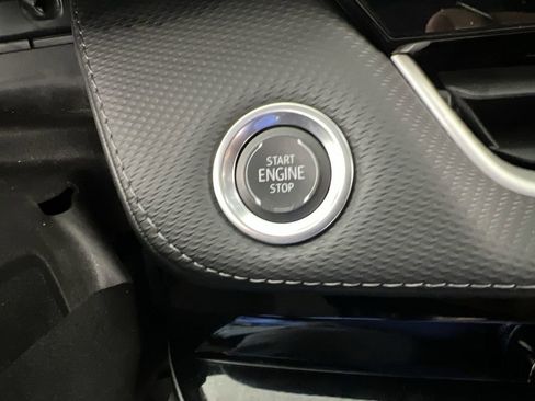 Certified 2025 Chevrolet Equinox LT image 17