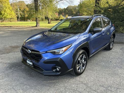 Certified 2025 Subaru Crosstrek 2.0i Premium image 4