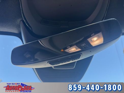 Used 2023 Volvo XC40 Recharge Ultimate image 43