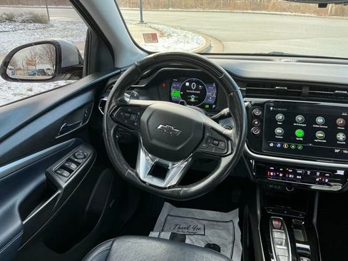 Used 2022 Chevrolet Bolt EUV Premier w/ Sun & Sound Package image 25