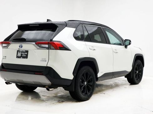 Used 2022 Toyota RAV4 XSE image 8
