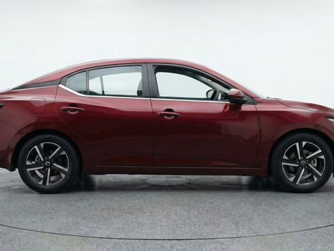 Used 2025 Nissan Sentra SV FWD image 11