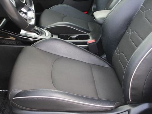 Used 2024 Kia Forte GT-Line FWD image 33