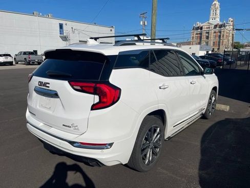 Used 2018 GMC Terrain Denali w/ LPO, 'HIT The Road' Package AWD/4WD image 3
