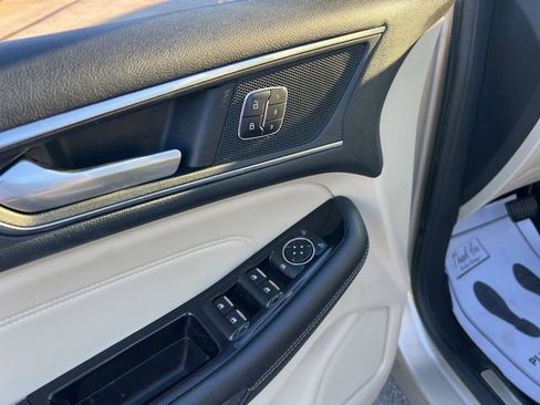 Used 2018 Ford Edge Titanium w/ Equipment Group 301A image 22