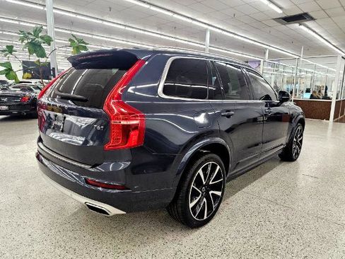 Used 2020 Volvo XC90 T6 Momentum image 4
