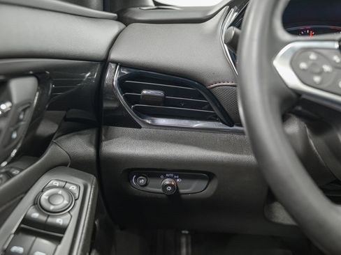 Used 2023 Chevrolet Traverse RS w/ LPO, Floor Liner Package image 18