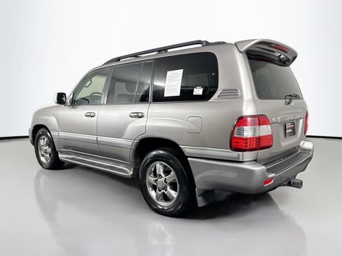 Used 2007 Toyota Land Cruiser image 8