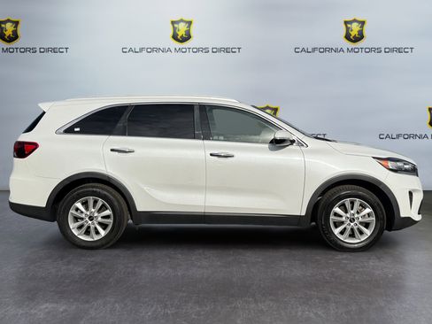 Used 2020 Kia Sorento LX w/ LX I4 Convenience Package image 6