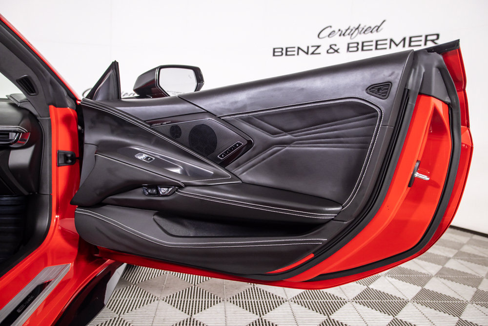 Used 2025 Chevrolet Corvette E-Ray w/ Stealth Interior Trim Package AWD/4WD image 20