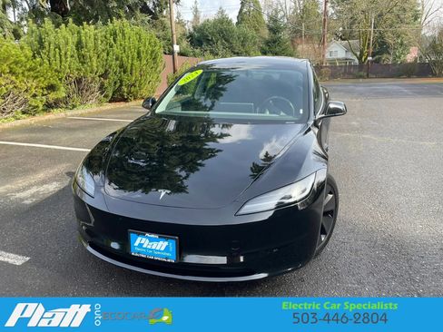 Used 2024 Tesla Model 3 Standard Range image 1