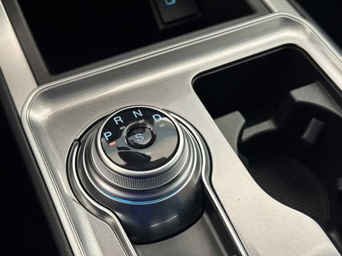 Used 2024 Ford Edge SEL w/ Convenience Package image 23