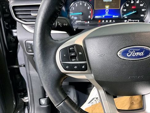 Used 2023 Ford Explorer XLT w/ Equipment Group 202A image 18