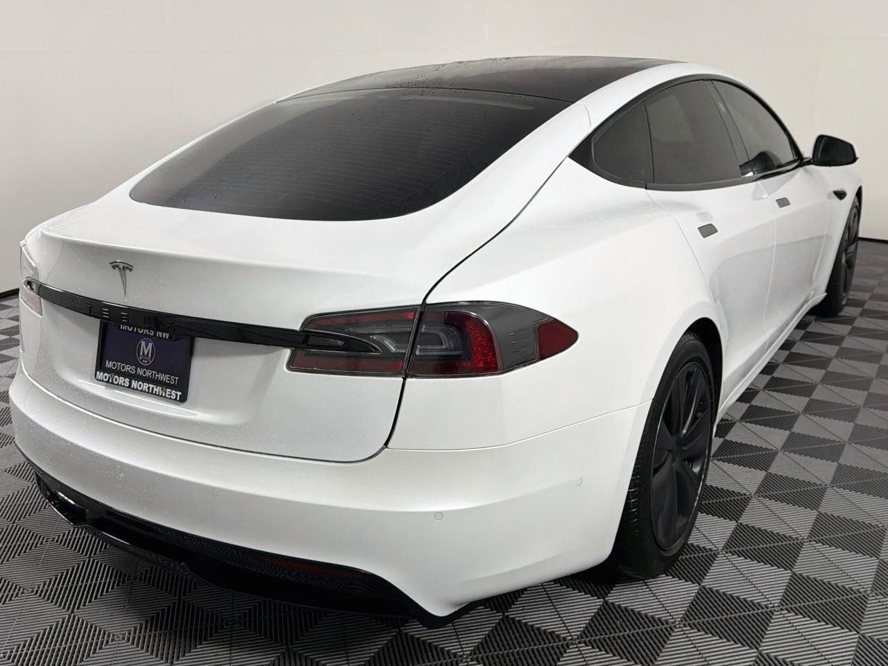 Used 2021 Tesla Model S Long Range AWD/4WD image 25