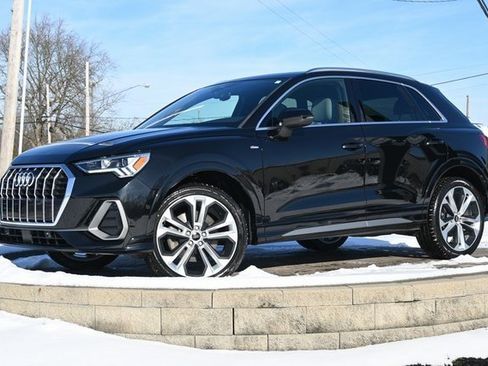 Used 2020 Audi Q3 2.0T Prestige image 1