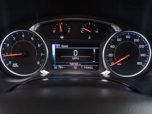 Used 2017 GMC Acadia SLE w/ Driver Alert Package I image 13